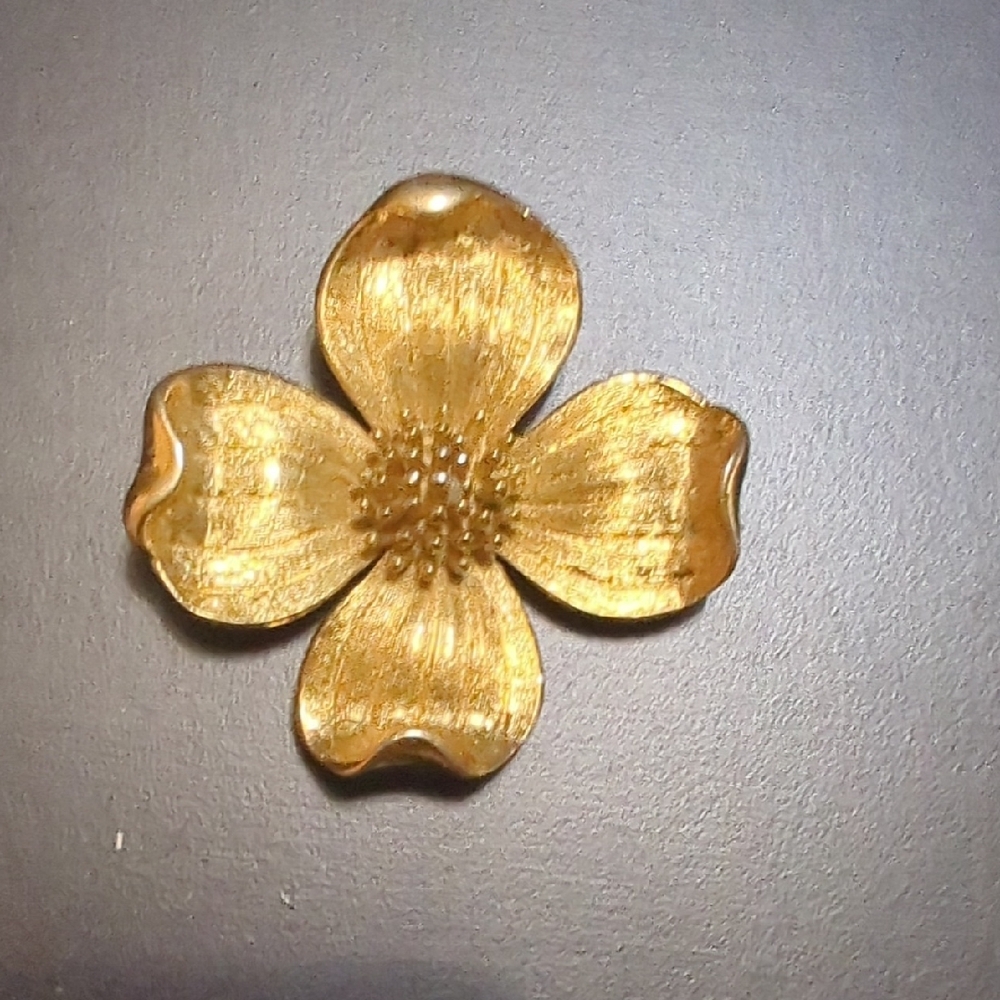 Gold Flower Brooch